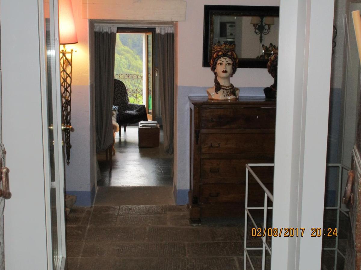 Viandanti, Artisti E Sognatori Bed and Breakfast Comano  Exteriör bild