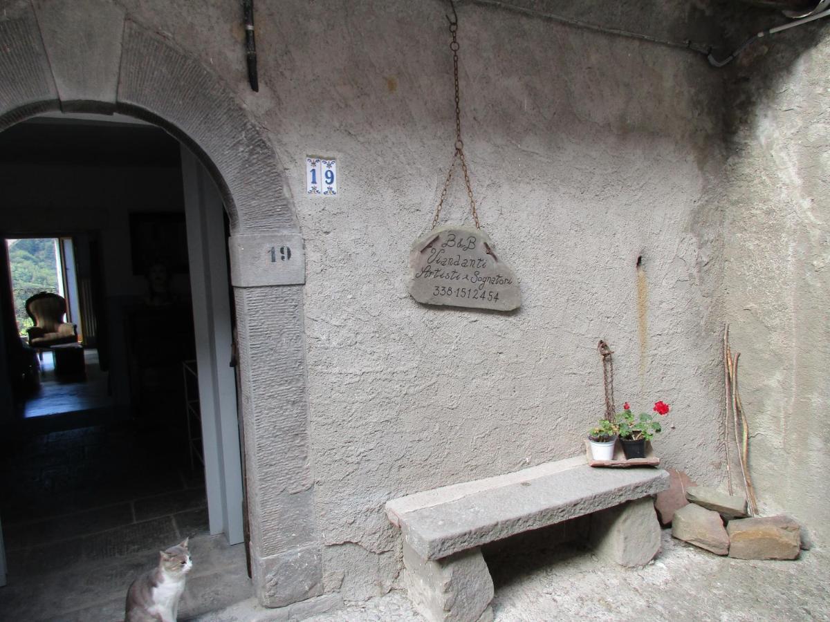 Viandanti, Artisti E Sognatori Bed and Breakfast Comano  Exteriör bild